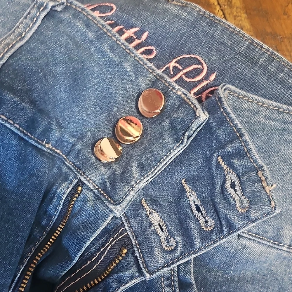 Stylish Blue Skinny Jeans for Women - Picture 3 of 10